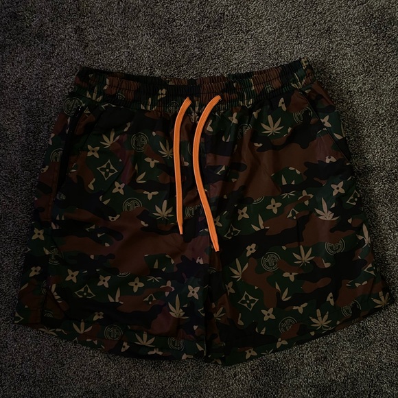 Camouflage Patterned Shorts with Orange Drawstring - Picture 1 of 4